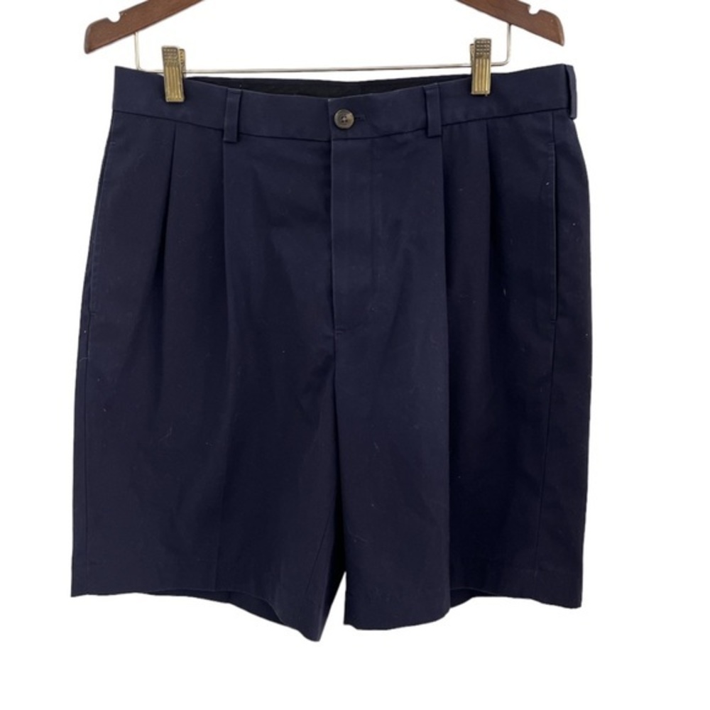 Brooks Brothers‎ pleated front shorts